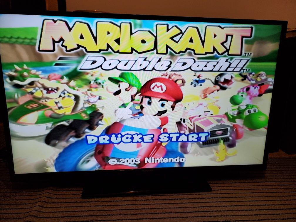 Nintendo GameCube +Mario Kart Double Dash