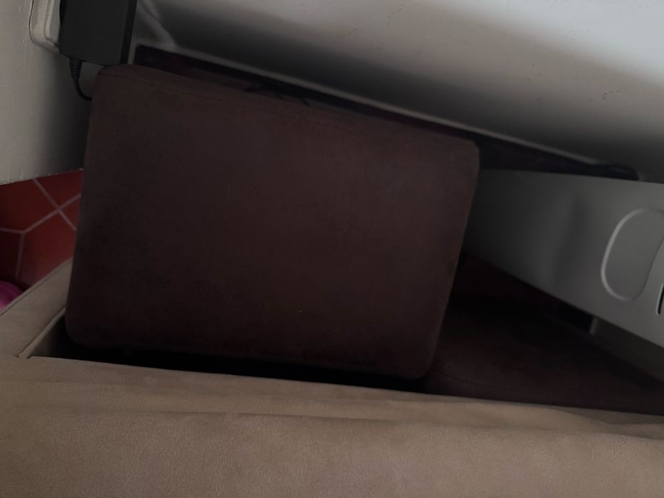 Sofá com chaise long