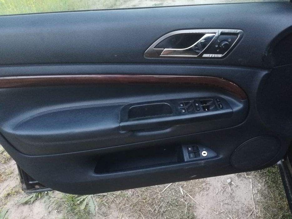 Skoda superb 1 cała na części kod 9910 webasto!