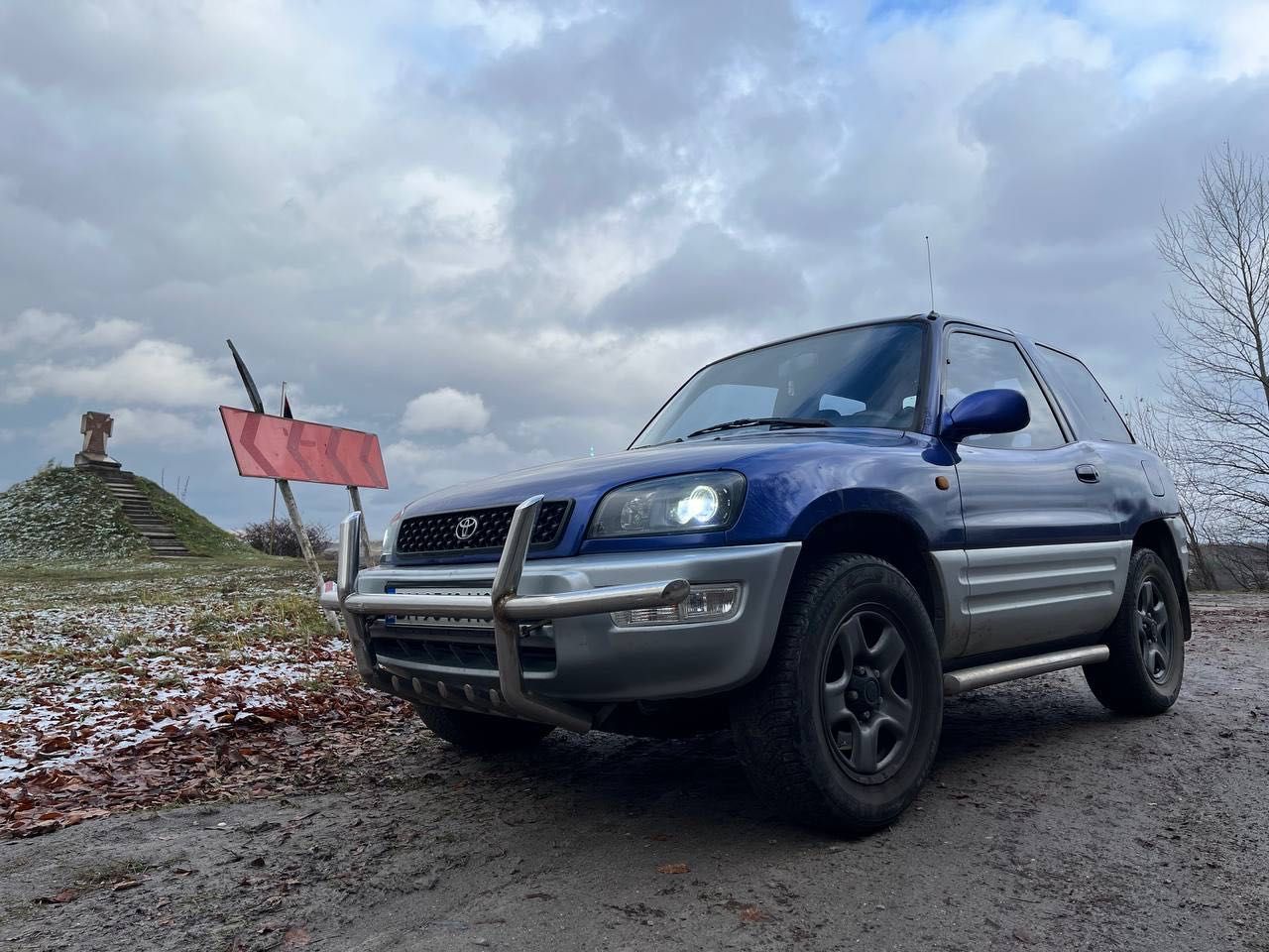 Toyota RAV4 1998 I покоління (FL)  2.0i AT (126 к.с.) 4WD