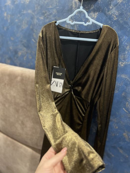 сукня Zara