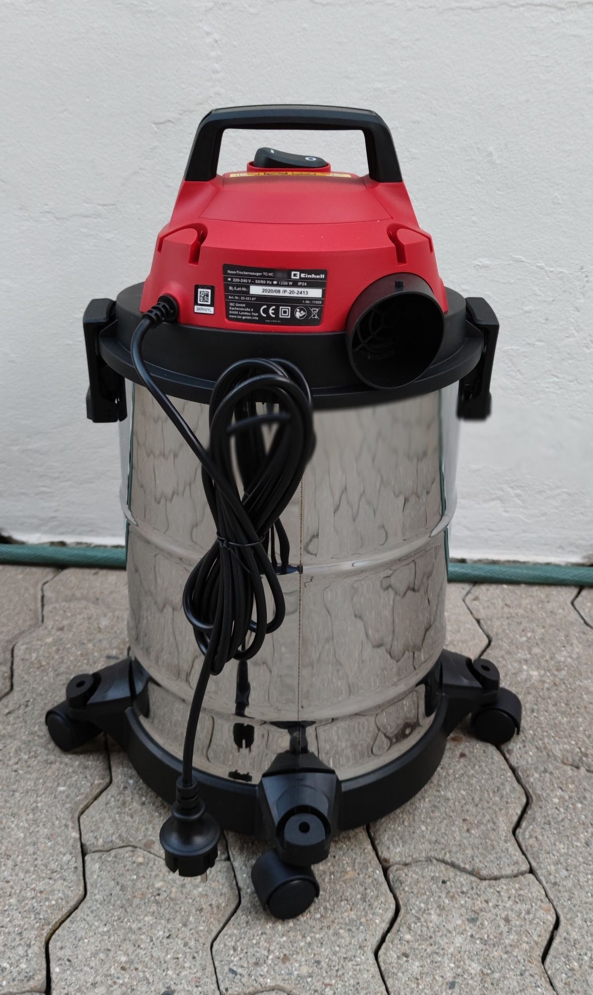 Aspirador Sólidos, Líquidos e Pó com sopro 20L, 1250W - Einhell