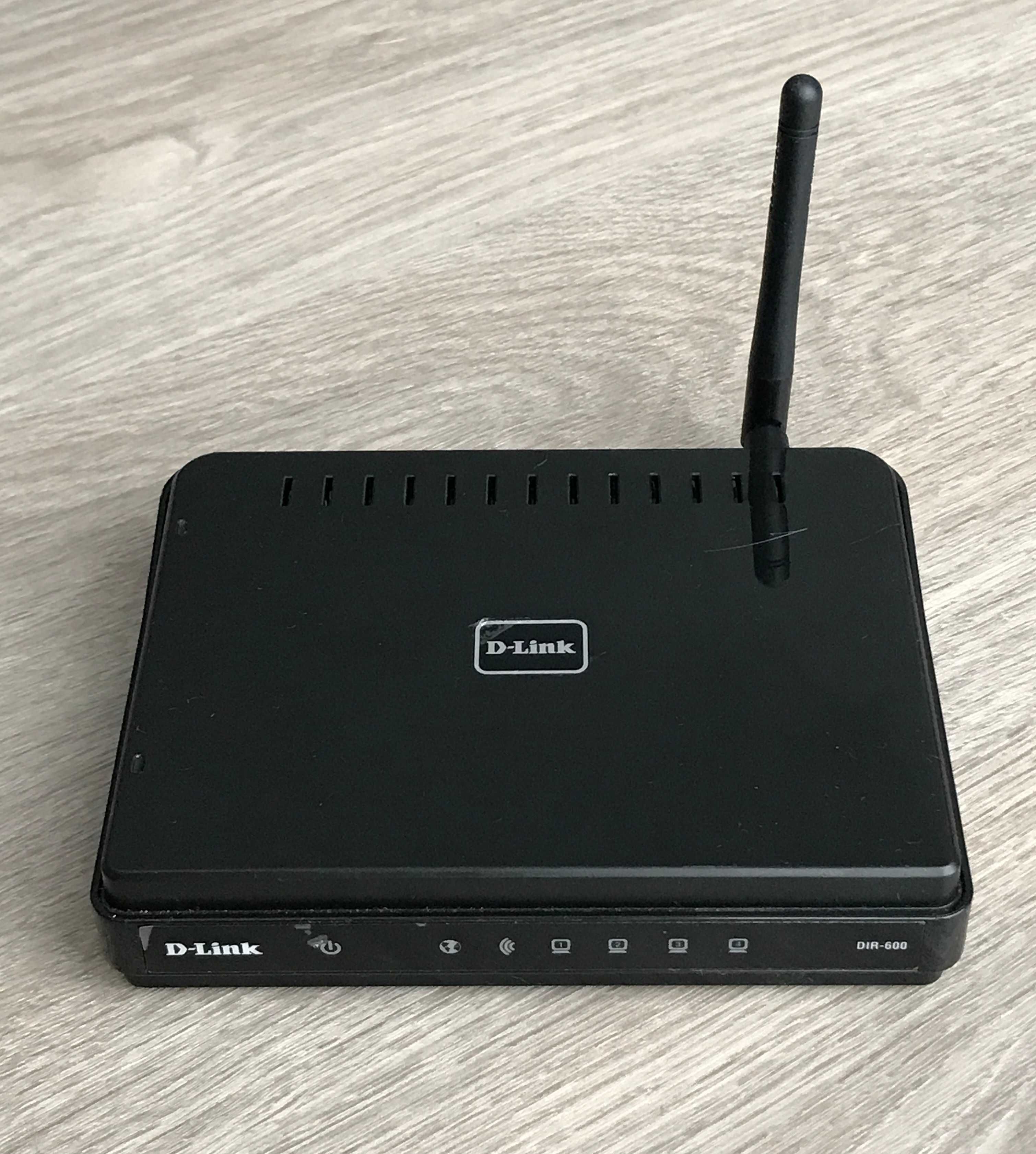 Маршрутизатор wi-fi роутер D-Link dir-600