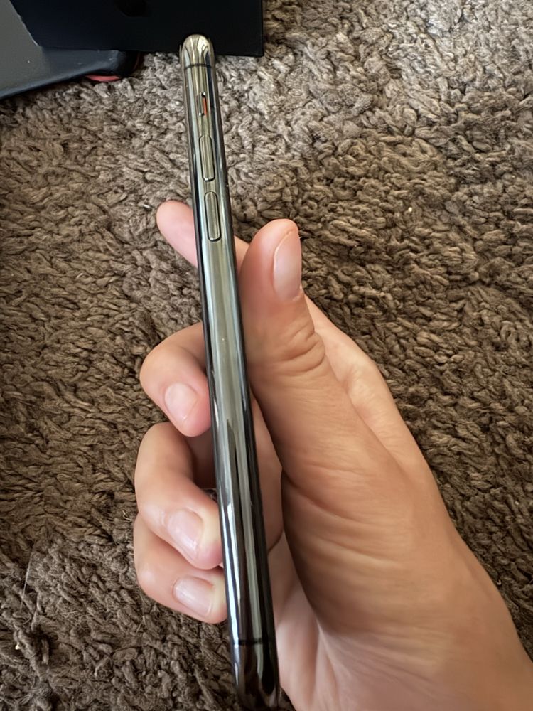 IPHONE 11 pro neverlock (идеальное состояние)