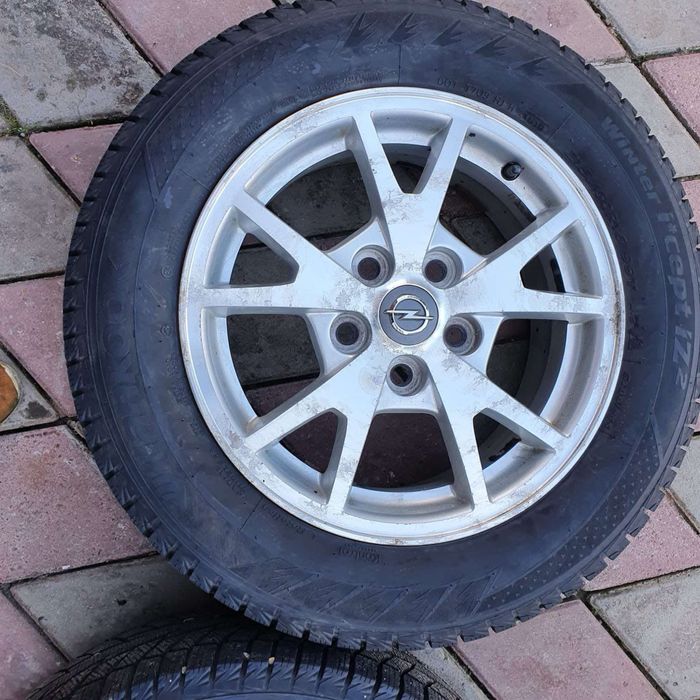 Шини 215/60 R16 Hankook. 5х120 Opel Insignia