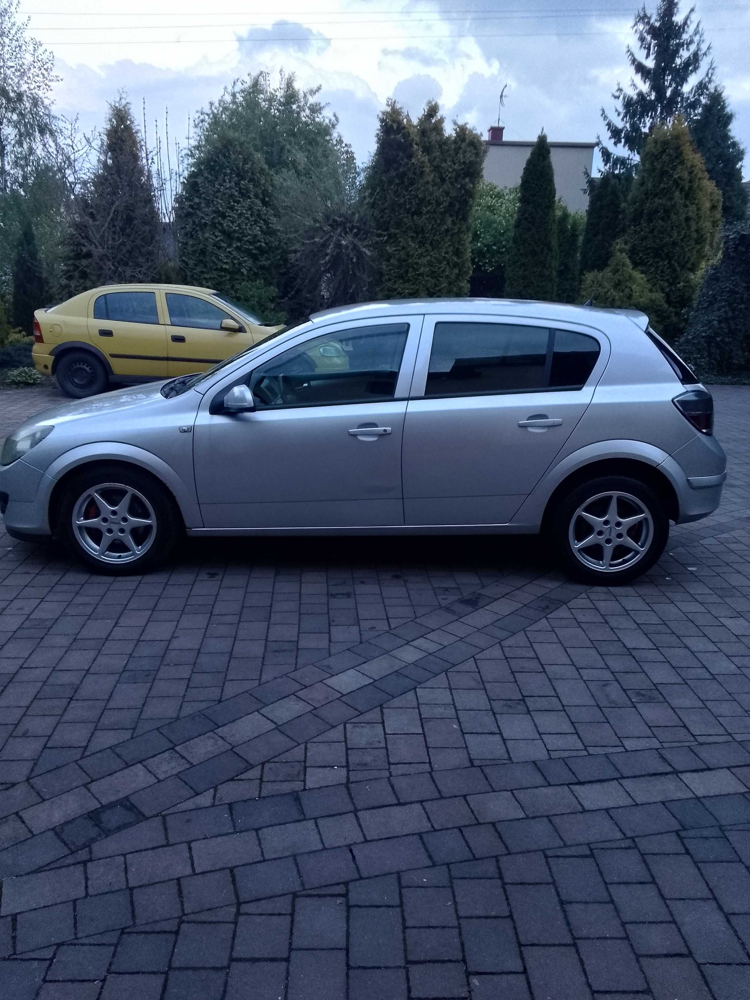 Opel Astra 2004r 1.7CDTI klima