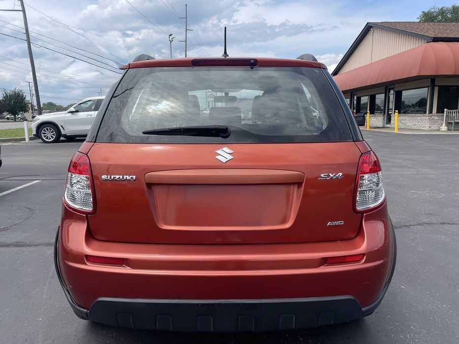 Suzuki SX4 S-Cross      2013