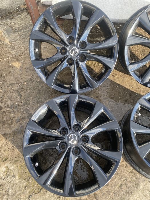 Диски в идеальном состоянии 5.114.3 r17 mazda kia