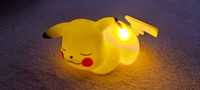 Luz de presença noturna pokemon picachu com pilhas