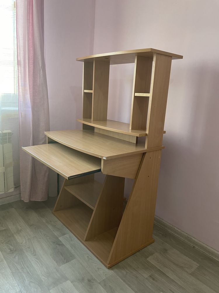 Стол/парта