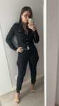 Czarny kombinezon jumpsuit JUST Unique długi rękaw pasek złote guziki