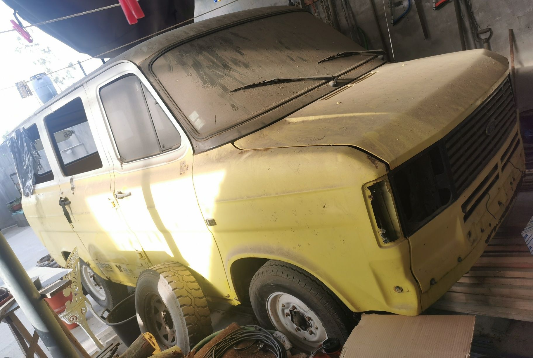 Ford Transit Mk2 de 9 lugares