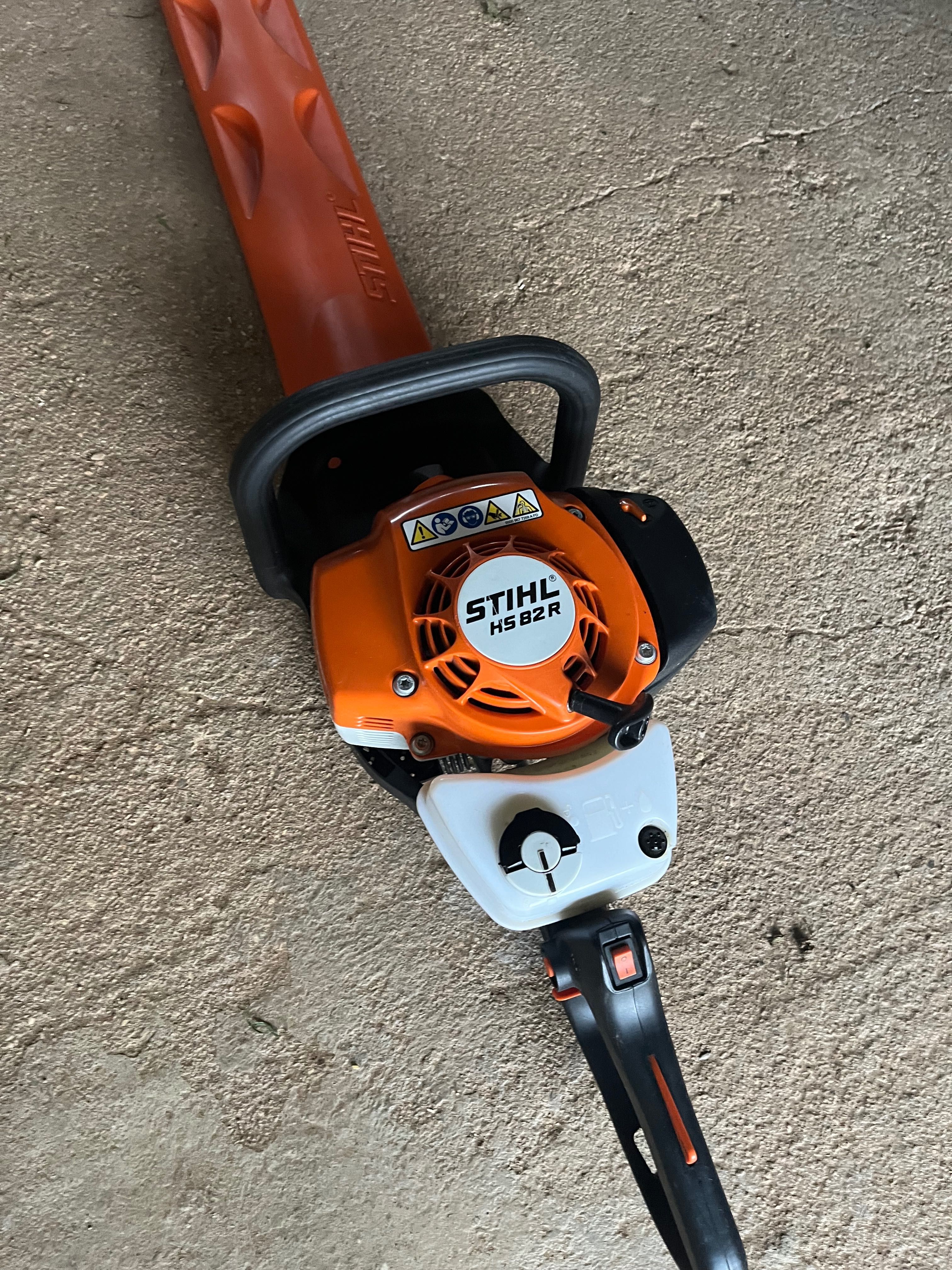 Podadora Sthil HS82R