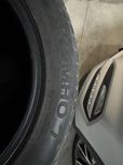 4 Pneus Kumho 225/55 R18 usados