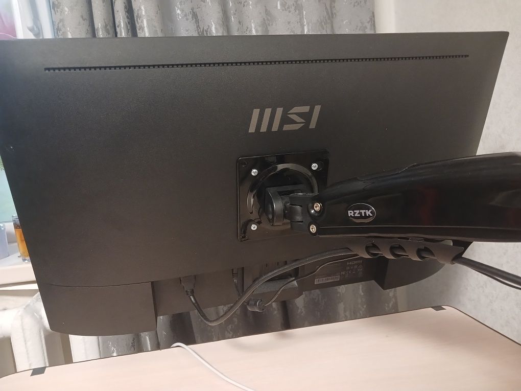 Монитор 27" MSI PRO MP273