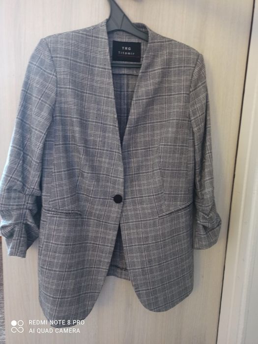 Продається піджак.