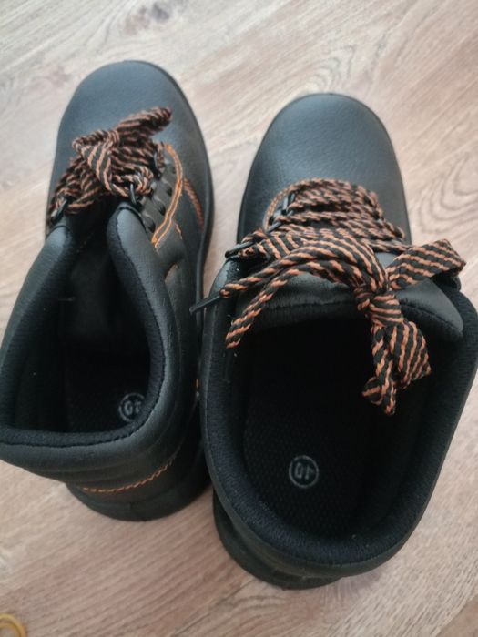 Buty robocze trzewiki wzmocnione czubki 40