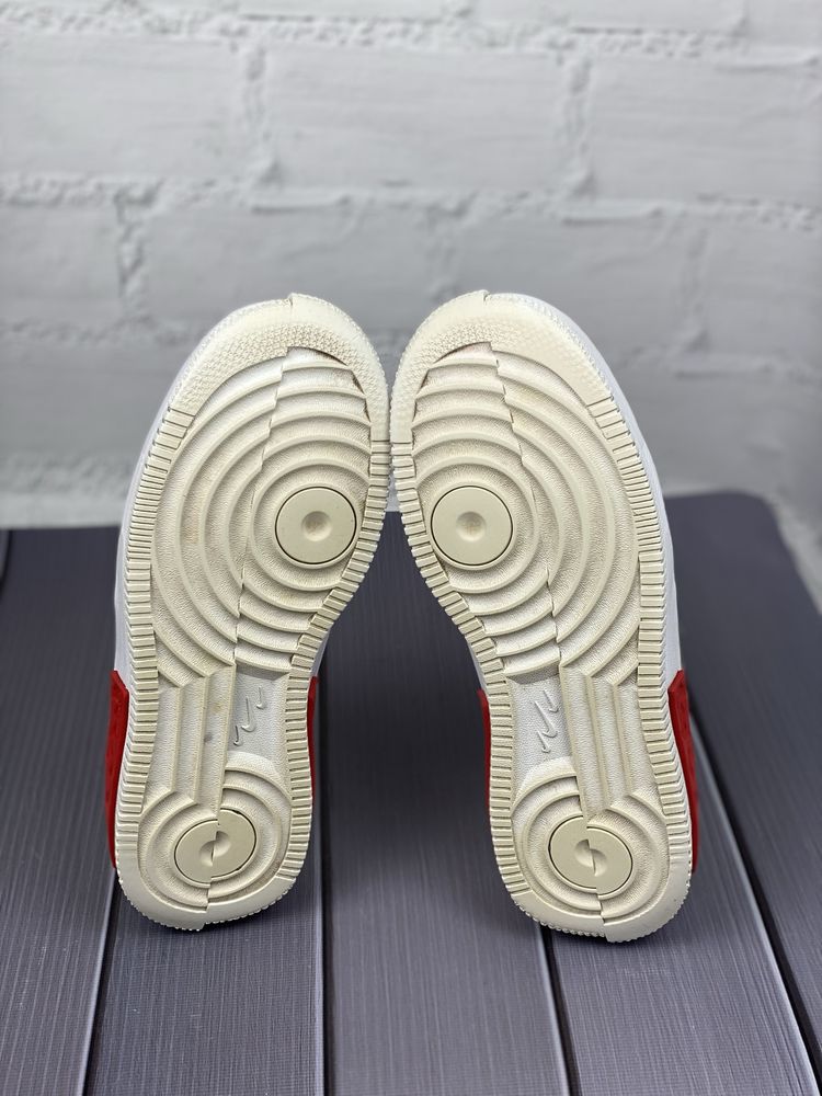 Жіночі кросівки Nike Aіr force react 38,5p