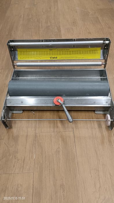 Maszyna do nanoszenia kleju na tapetę TapofixCB 70