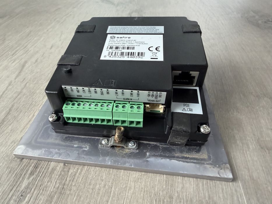 Safire / HikVision SF-VIK001-S-2 - Vídeo-Porteiro com display de 7''