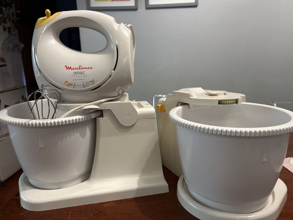 Batedeira de bancada com duas taças Moulinex Easy Max Perfet