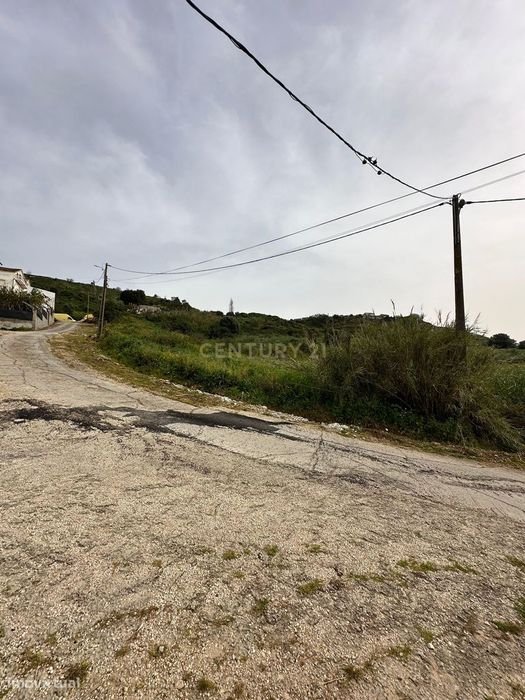 Lote de Terreno Urbano - 613m²  em Loures