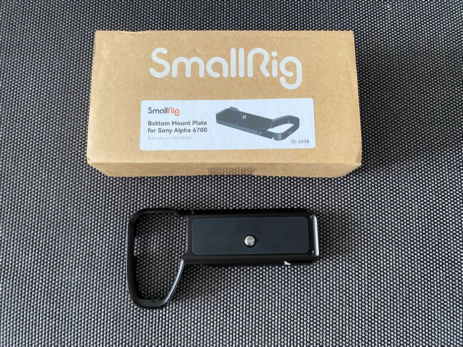 Новая платформа SmallRig для Sony a6700 Bottom plate Arca Swiss Grip