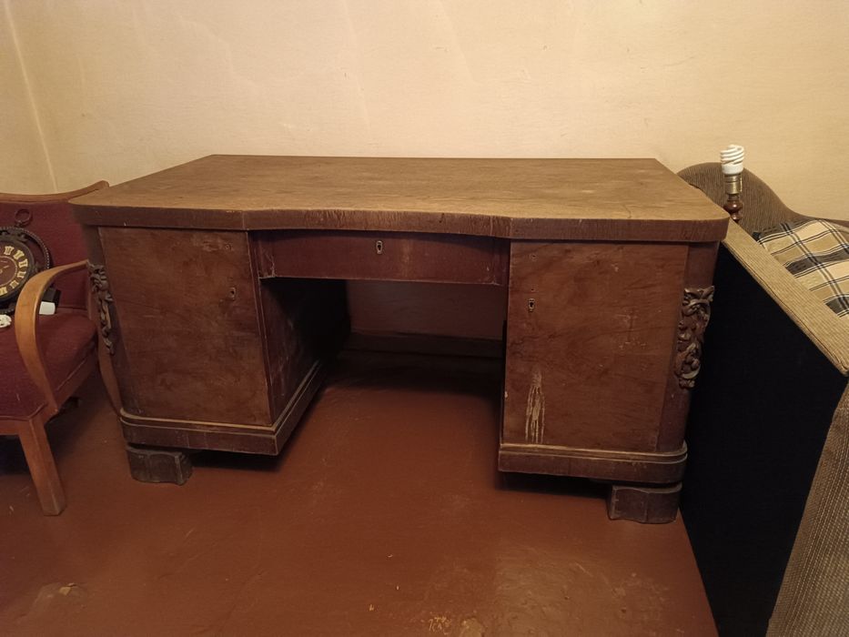 Zabytkowe biurko antyk