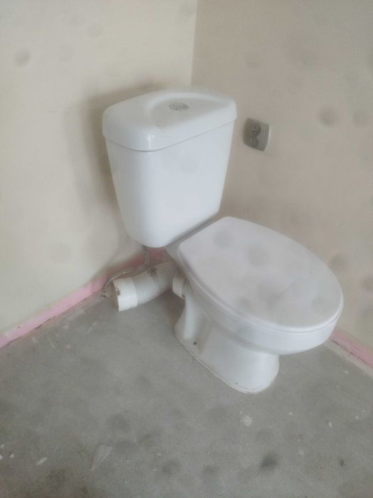 Wc kompakt kompletny używany z demontarzu