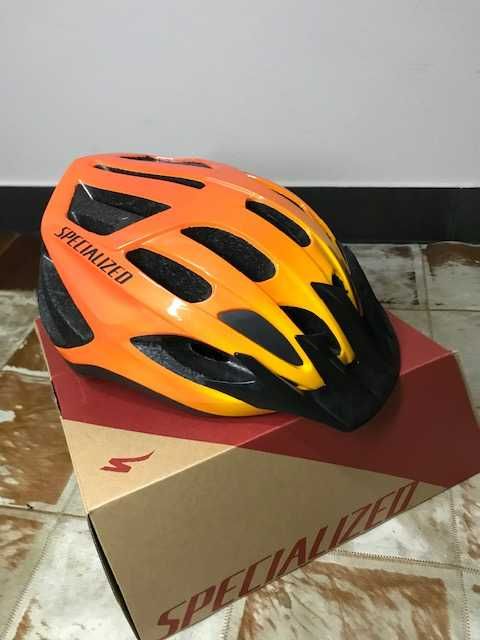 Capacete Specialized