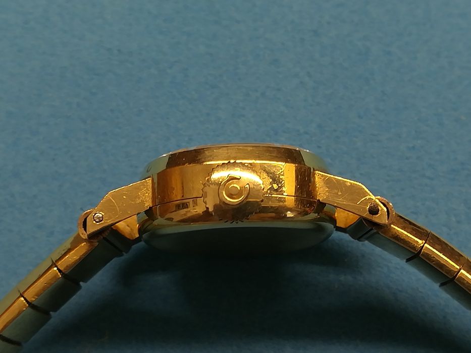 Relógio Cyma ouro 18k