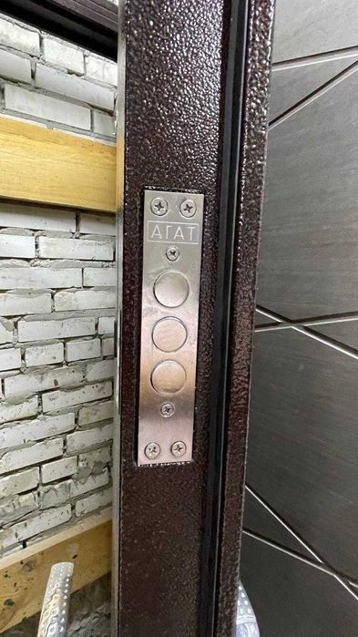 Двері зі знижкою Метал - Метал вулиця : в наявності