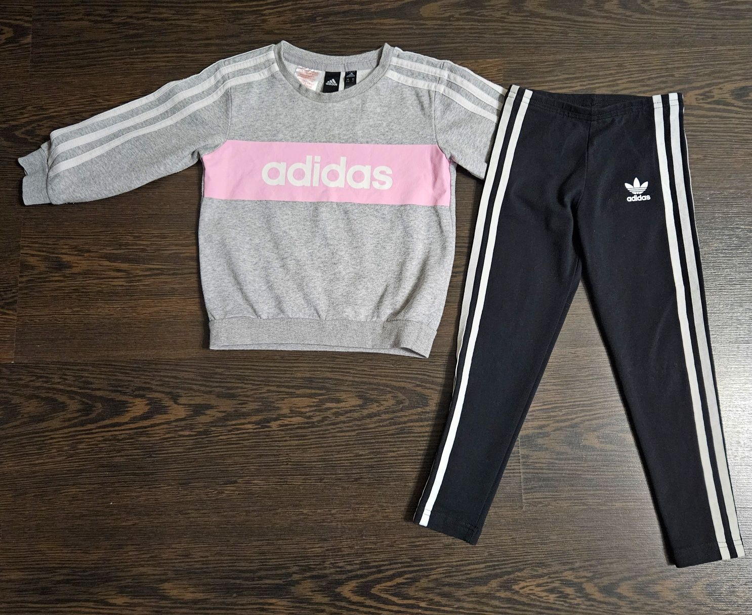 Костюм adidas на девочку 3-4 года