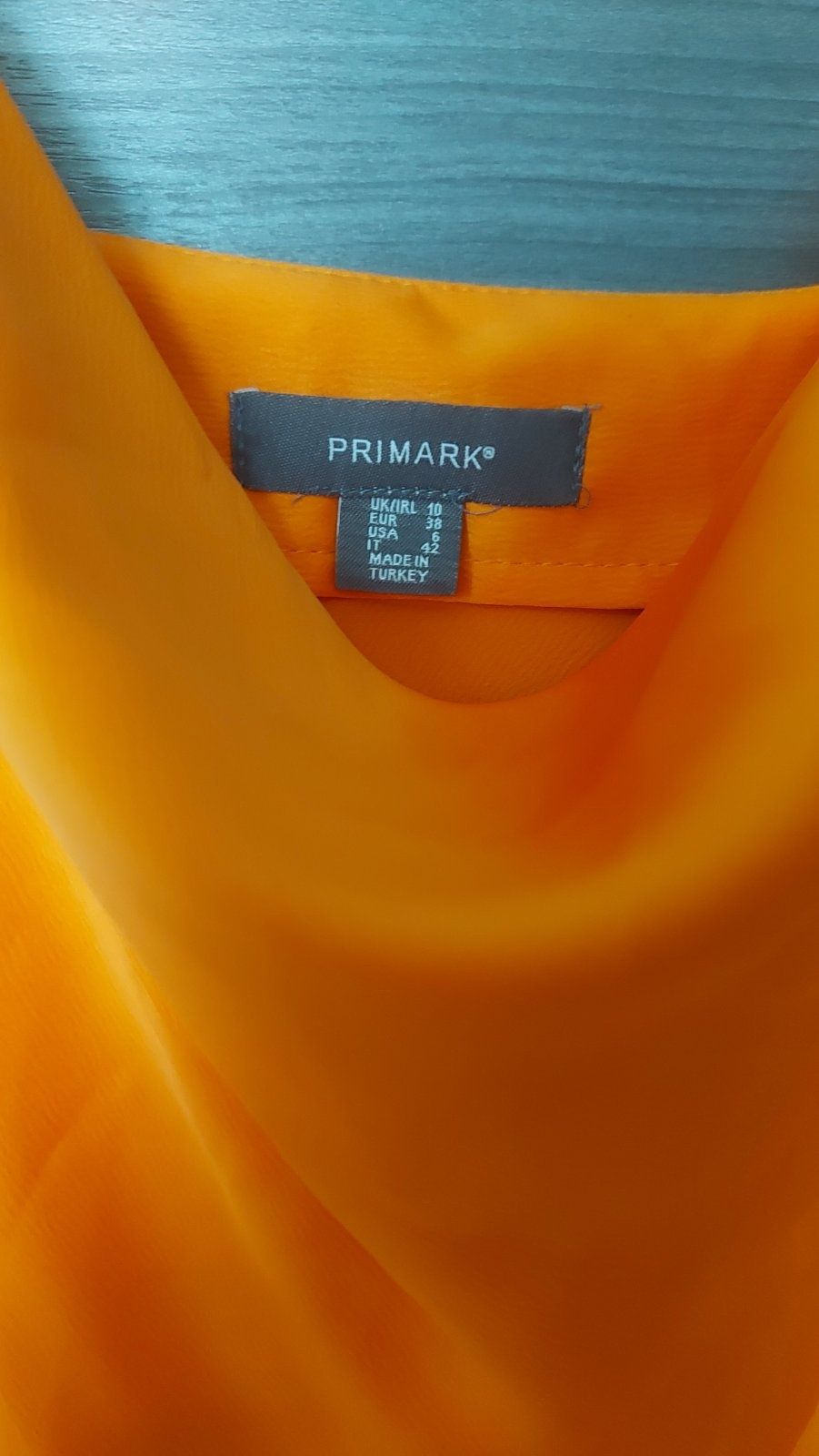 Яскрава сатинова міні сукня від PRIMARK s-m(36-38)