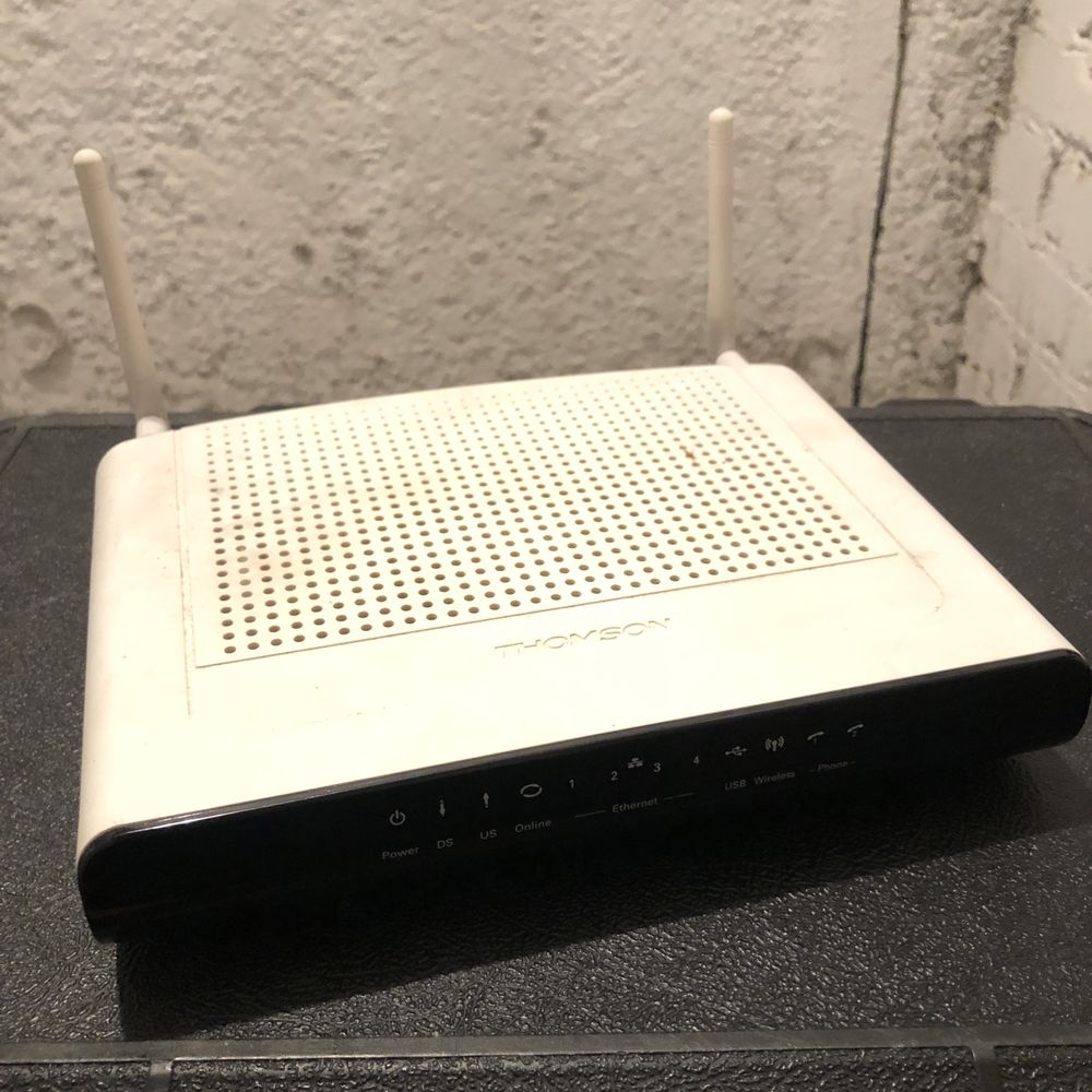 Router WiFi Thomson biały dwie antenki