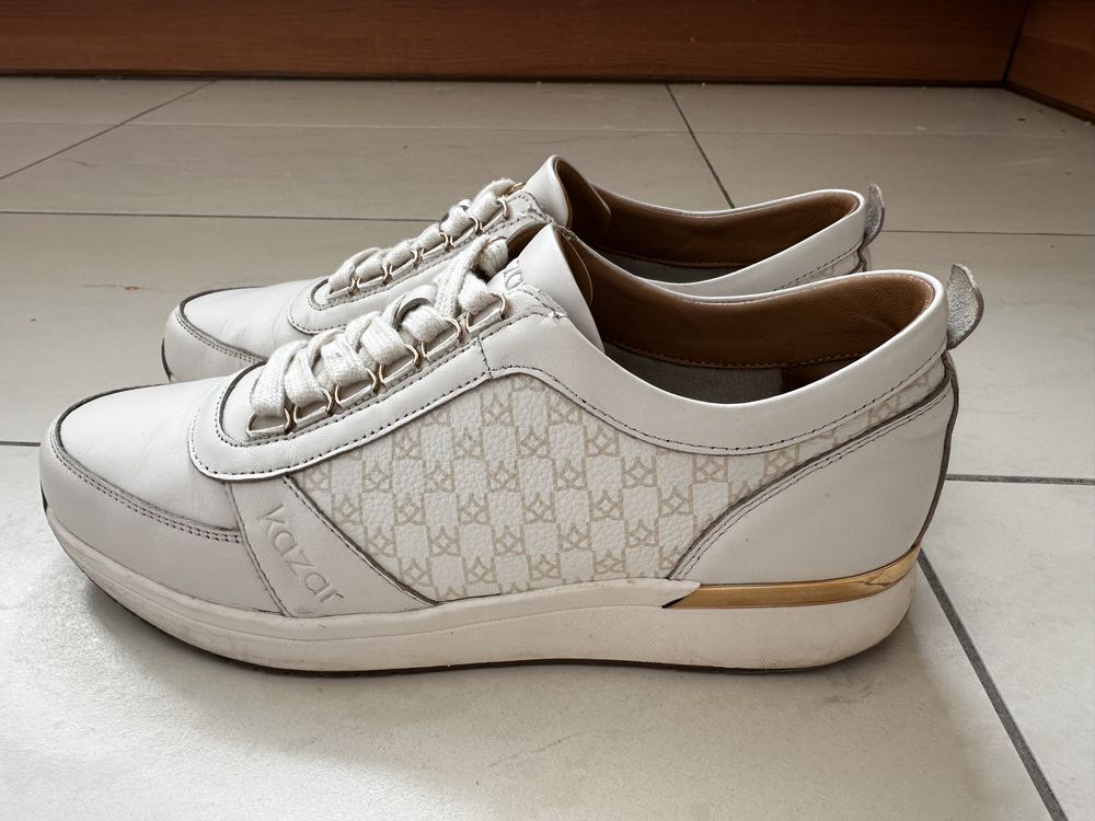 Stylowe sneakersy Kazar Bahia – rozmiar 41, okazja!