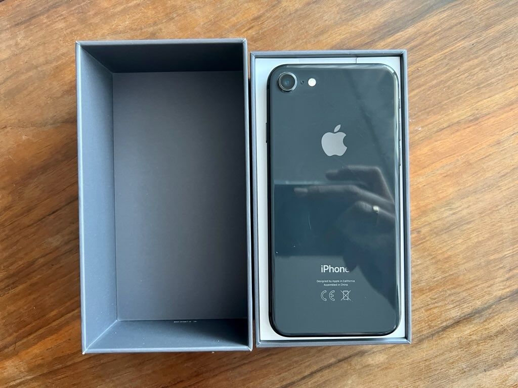 Apple iPhone 8 64gb 1.wlasciciel 100% sprawny