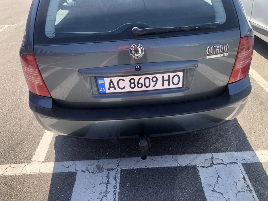 Шкода Октавія Тур,1'6 Бензин.