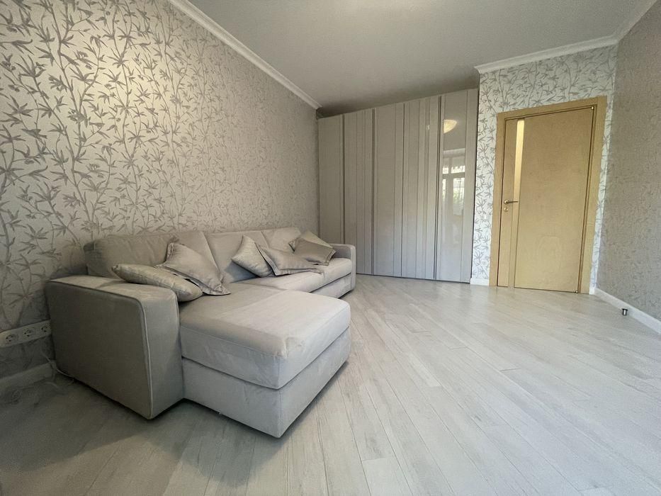 Історичний центр! Продаж квартири євротрешка Лукʼянівка