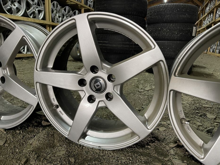 Стильні диски 5/112 R17 7.5J ET37 комплект з Європи