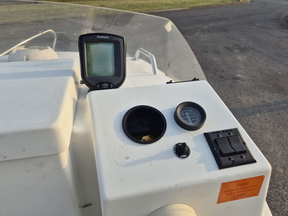 Łódź kabinowa Ryds 43F!!! Fajny stan ŁÓDŹ+SILNIK+PRZYCZEPKA!!!