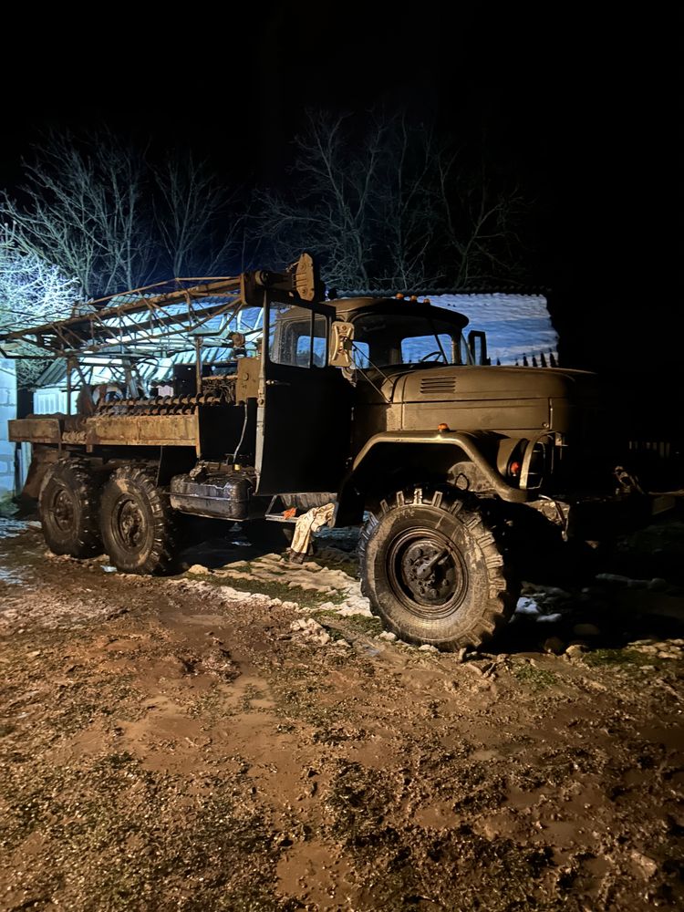 Буріння скважин свердловин