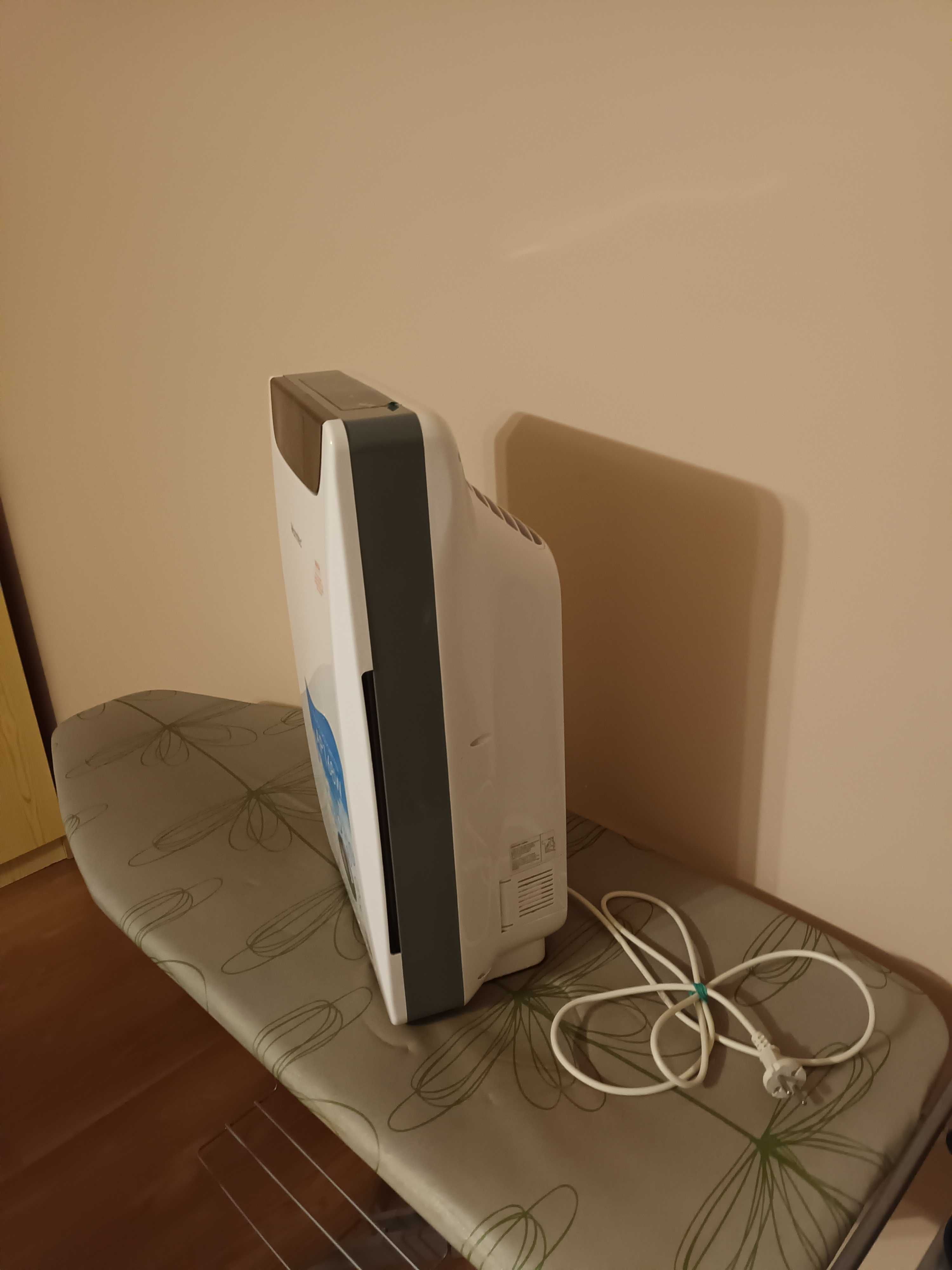 Oczyszczacz powietrza WARMTEC AP168W