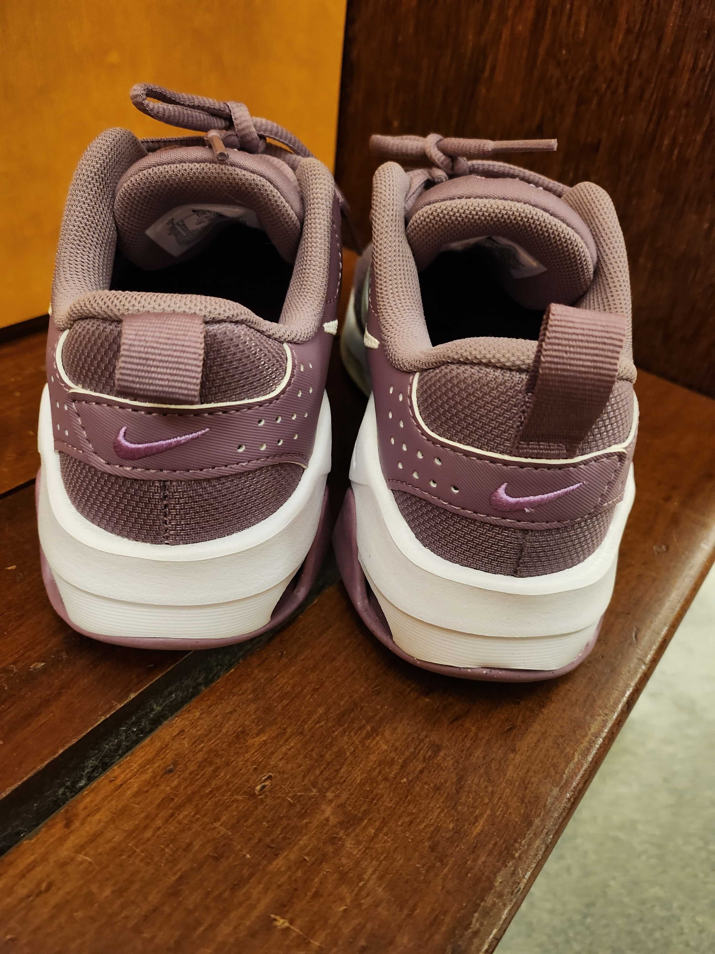 Tennis Nike- Lilás