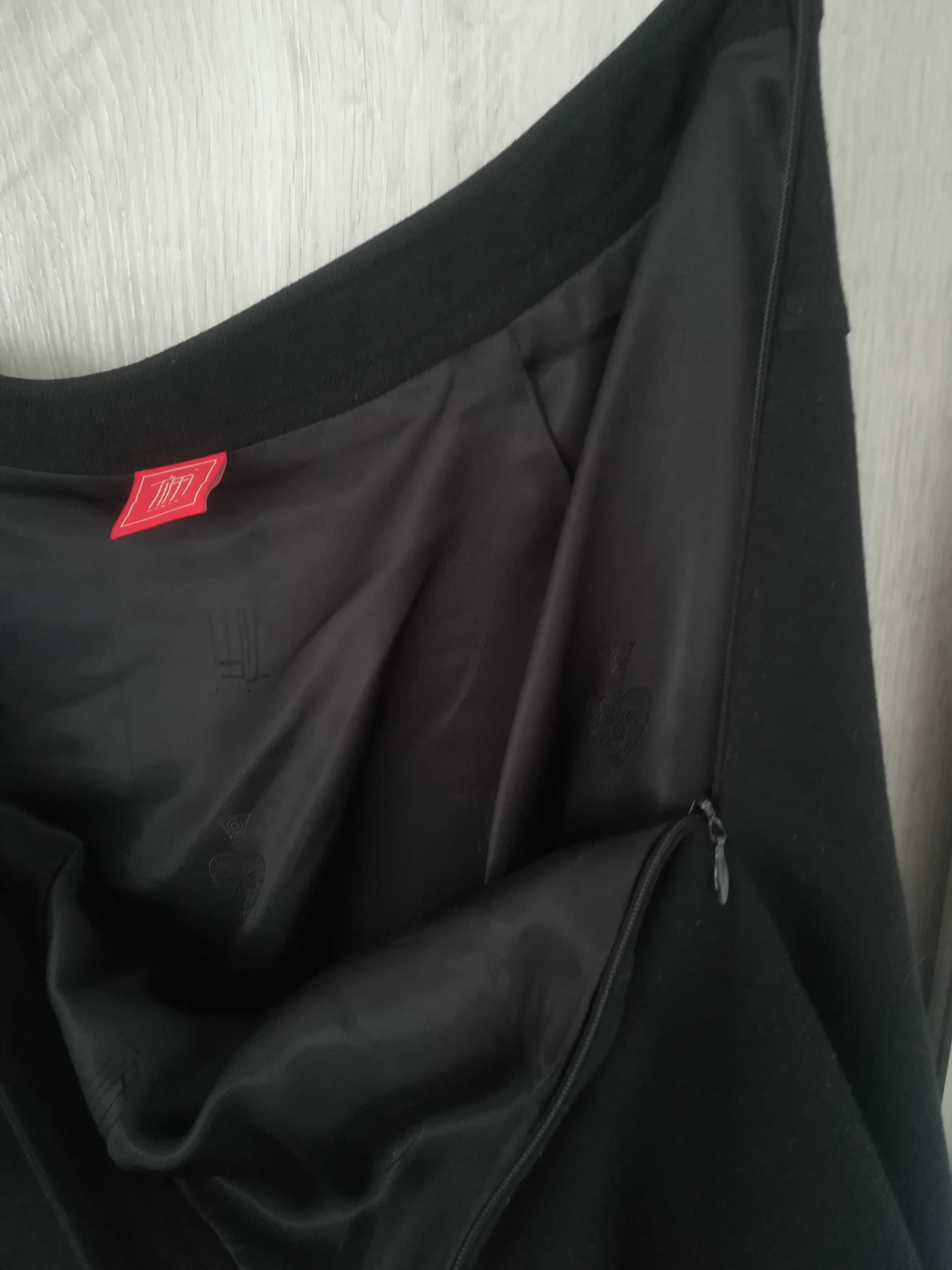 Spódniczka Tiffi, czarna w na planie koła , XL, wełna