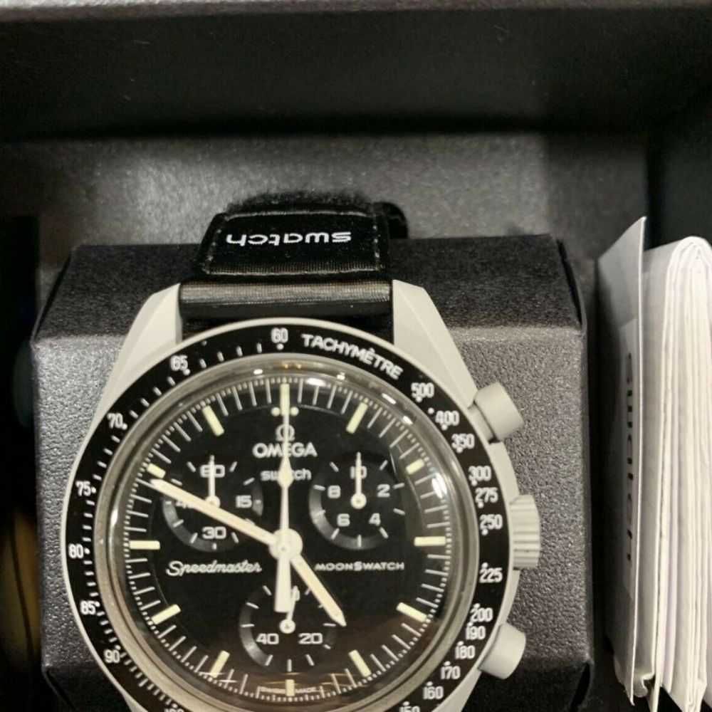 Mission to the Moon SO33M100 – Omega x Swatch Limitowana Magia