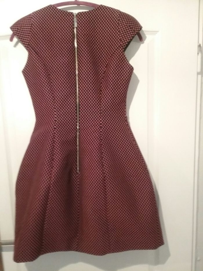 Sukienka SIMPLE 36