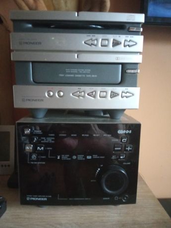 Amplituner SX-Q180
Odtwarzacz CD i magnetofon PDC-Q180