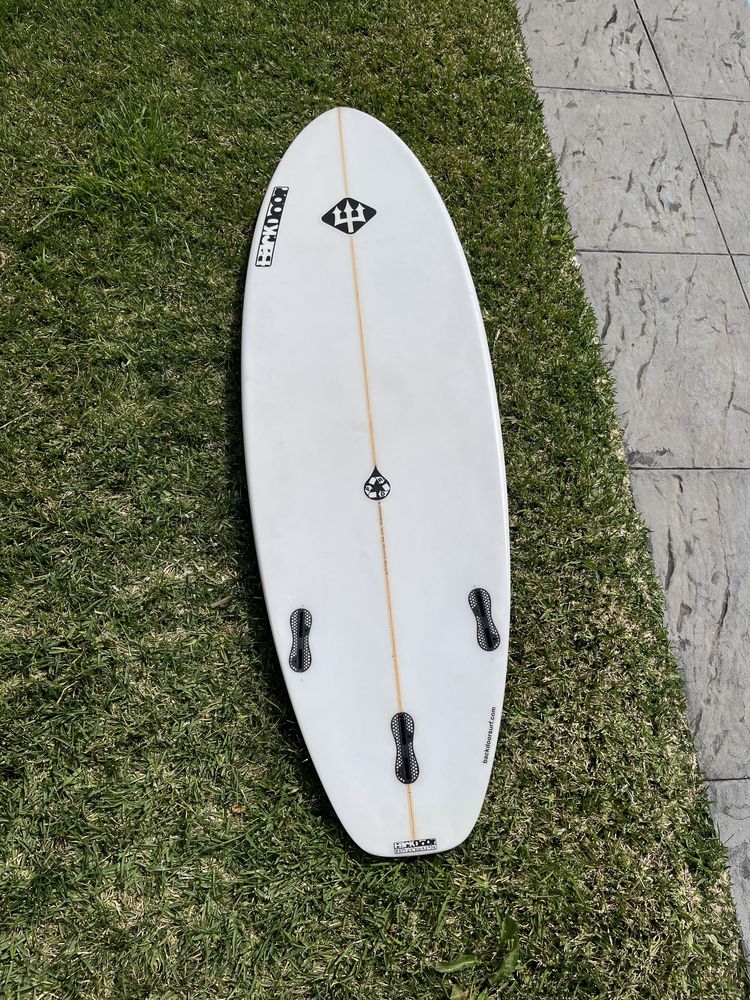 Prancha surf 6’1  31,7L