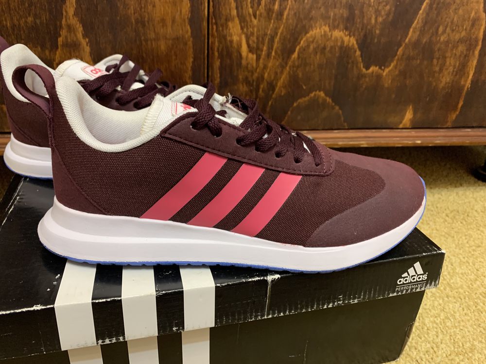 Кросівки Adidas 36 розмір